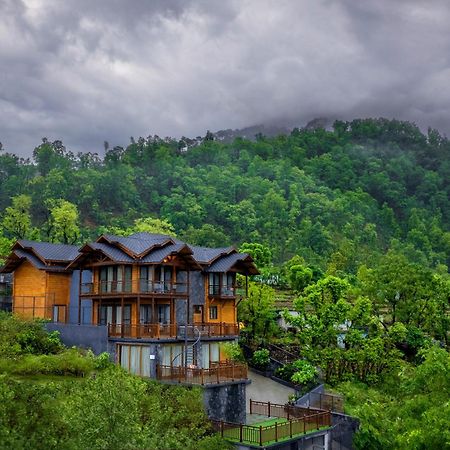 Ama Stays & Trails Kashi House, Rishikesh Exterior photo