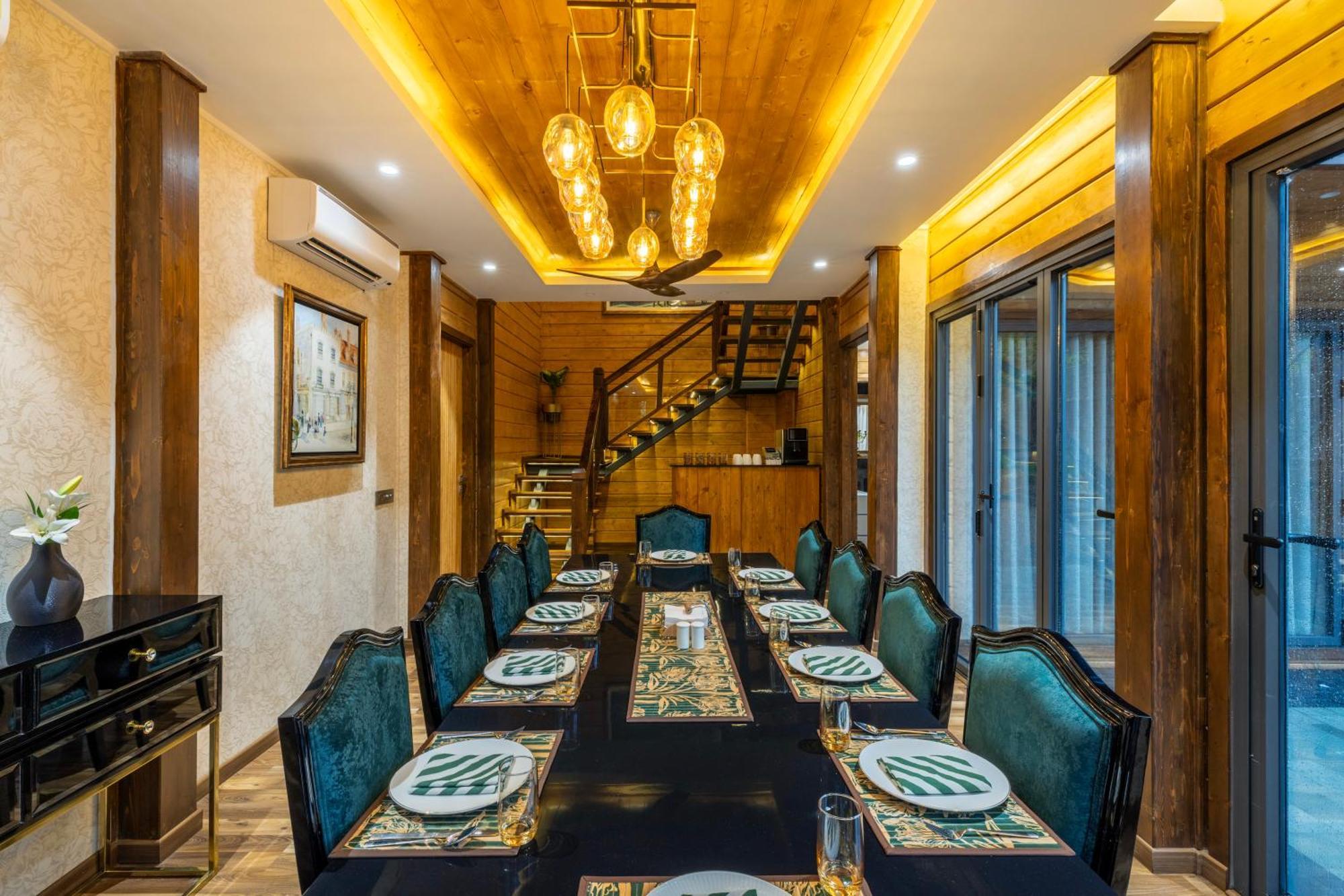 Ama Stays & Trails Kashi House, Rishikesh Exterior photo