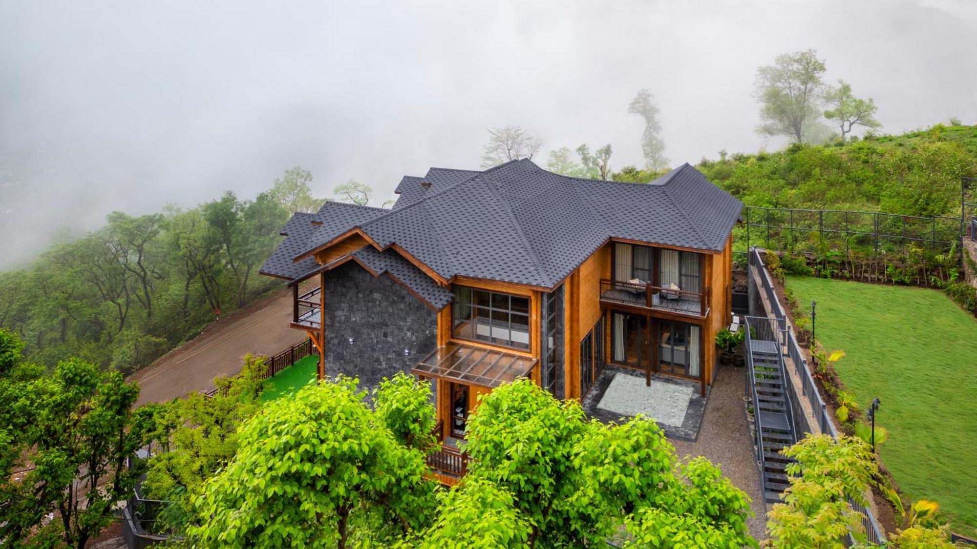 Ama Stays & Trails Kashi House, Rishikesh Exterior photo